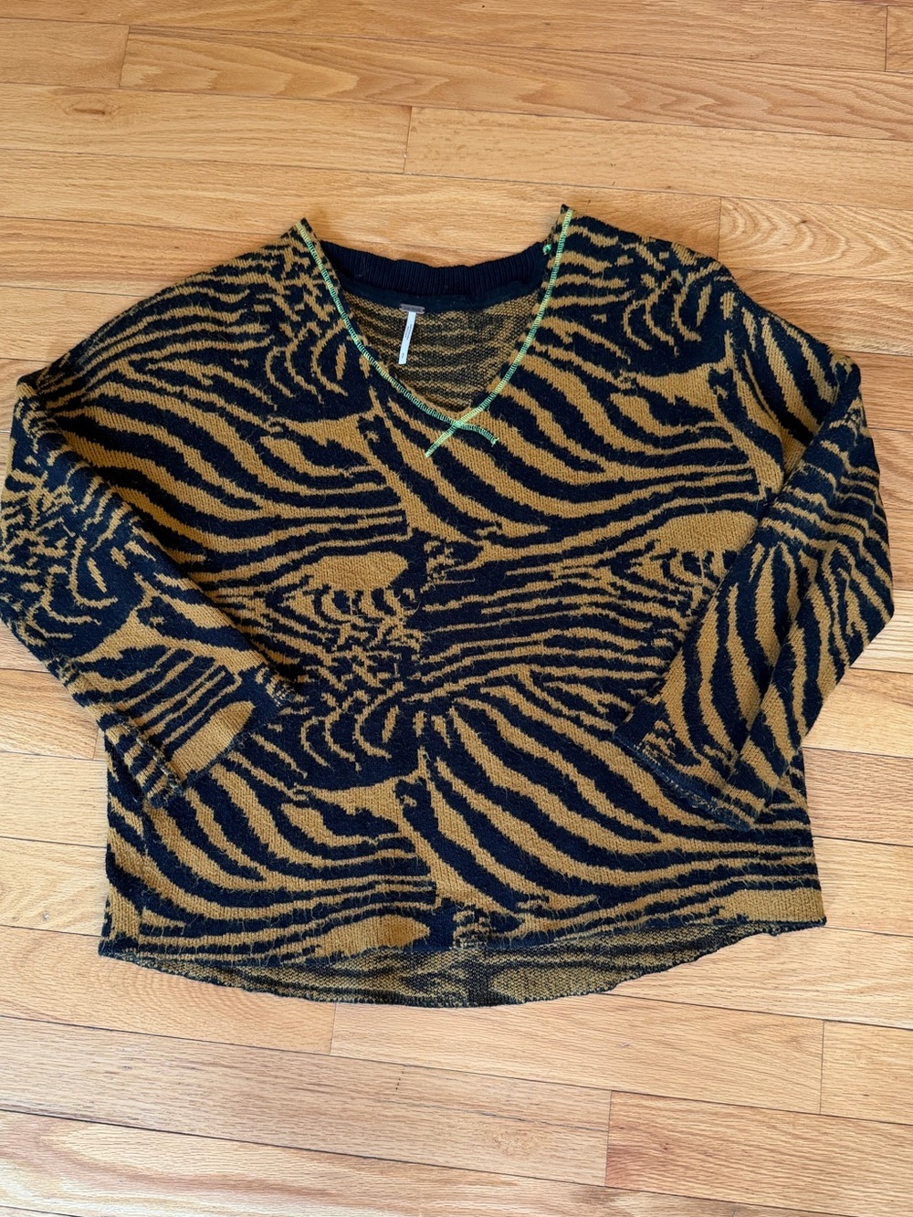 Free People Oversized Sweater Animal Print Tiger Size Small